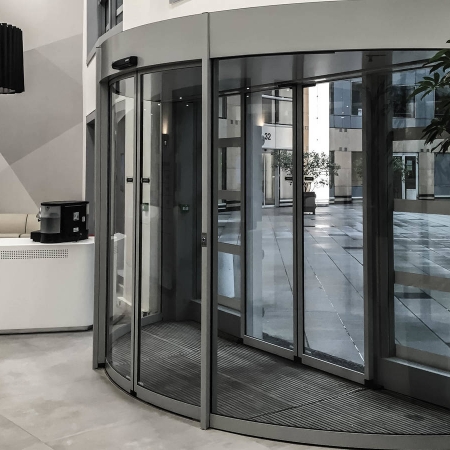 Pintu Otomatis Model 180° Curved Sliding Door
