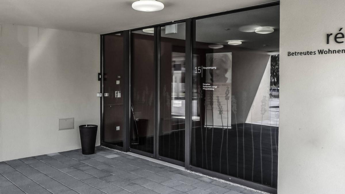 Pintu Otomatis Energy Efficiency